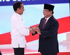 Jokowi Dan Prabowo Bersalaman